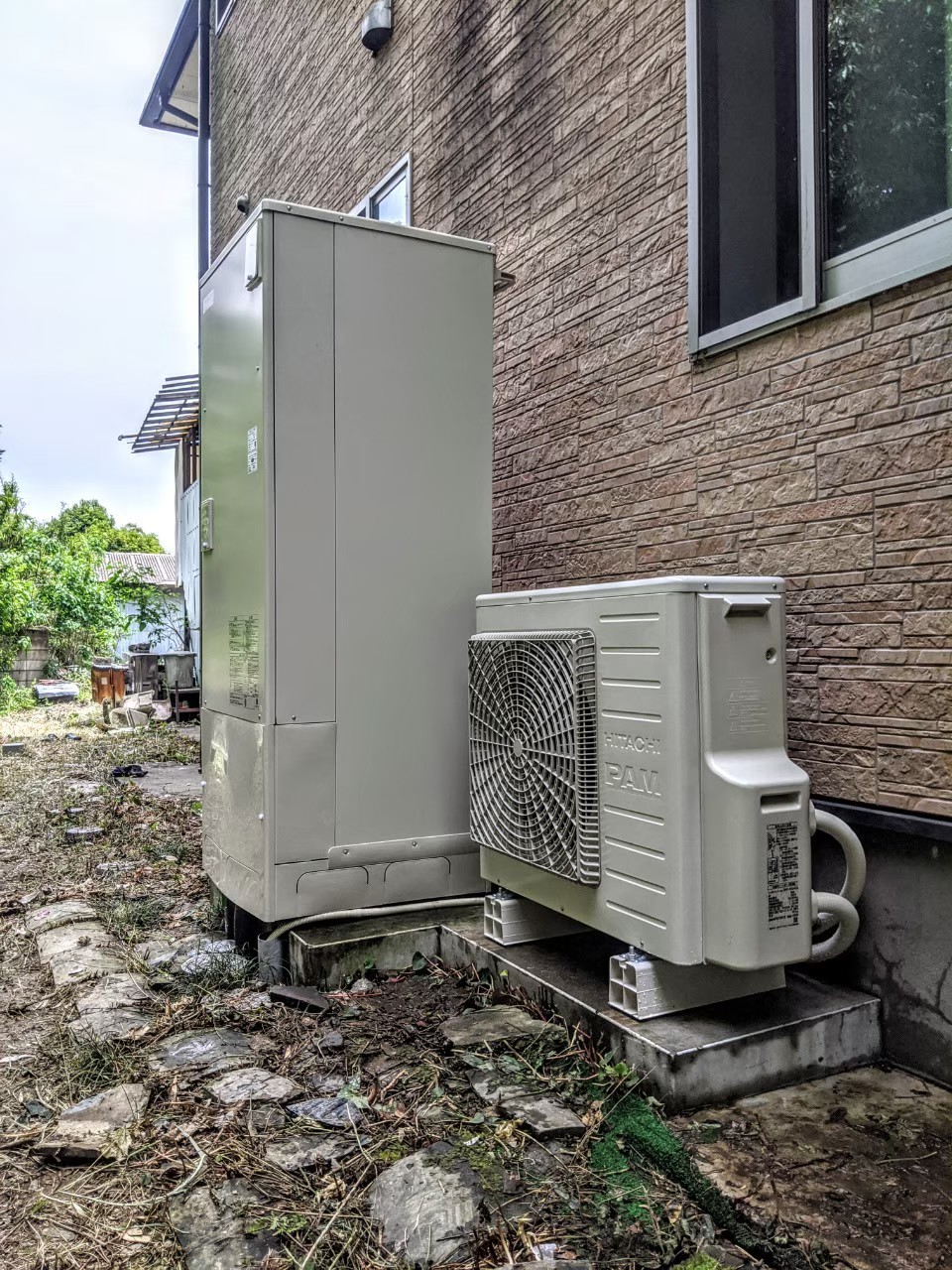 埼玉県比企郡滑川町中尾エコキュート交換工事F様